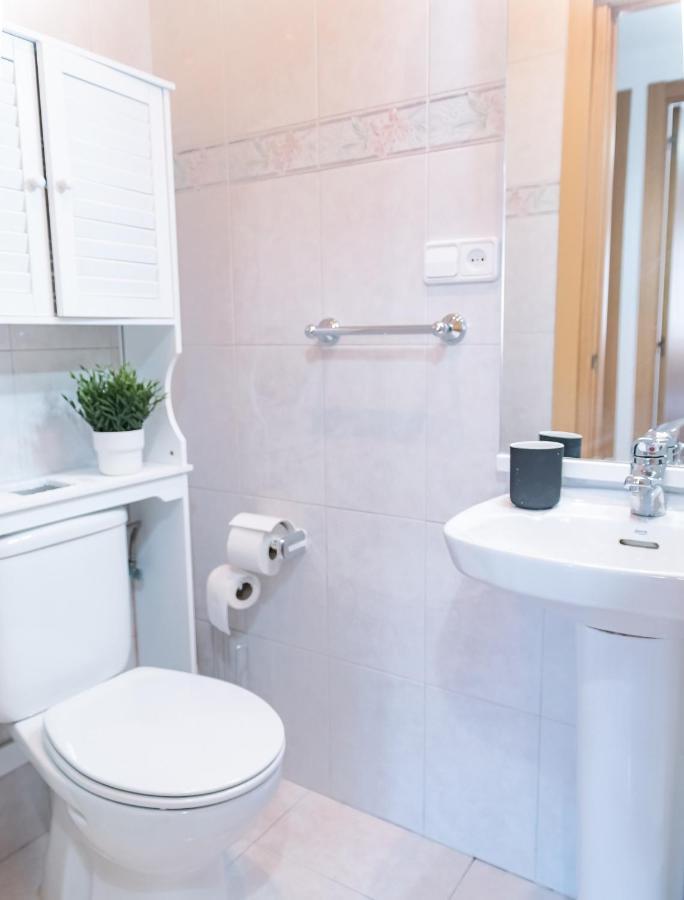 Adaptado Y Comodo Apartamento En Iturrama パンプローナ エクステリア 写真