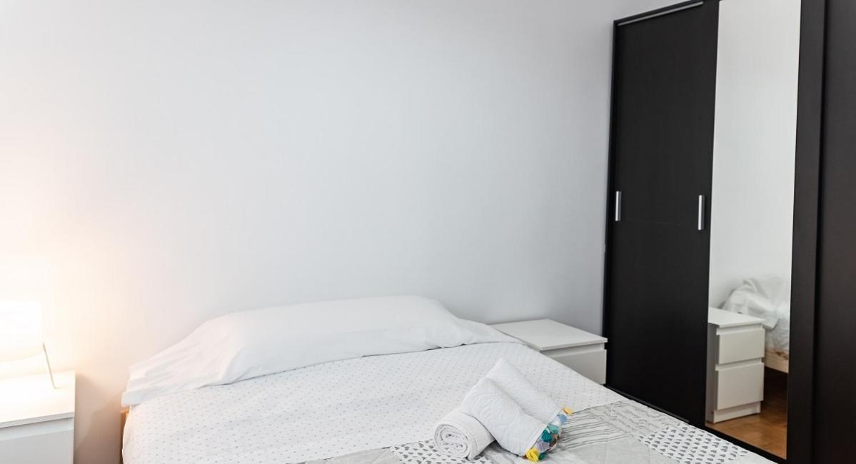 Adaptado Y Comodo Apartamento En Iturrama パンプローナ エクステリア 写真