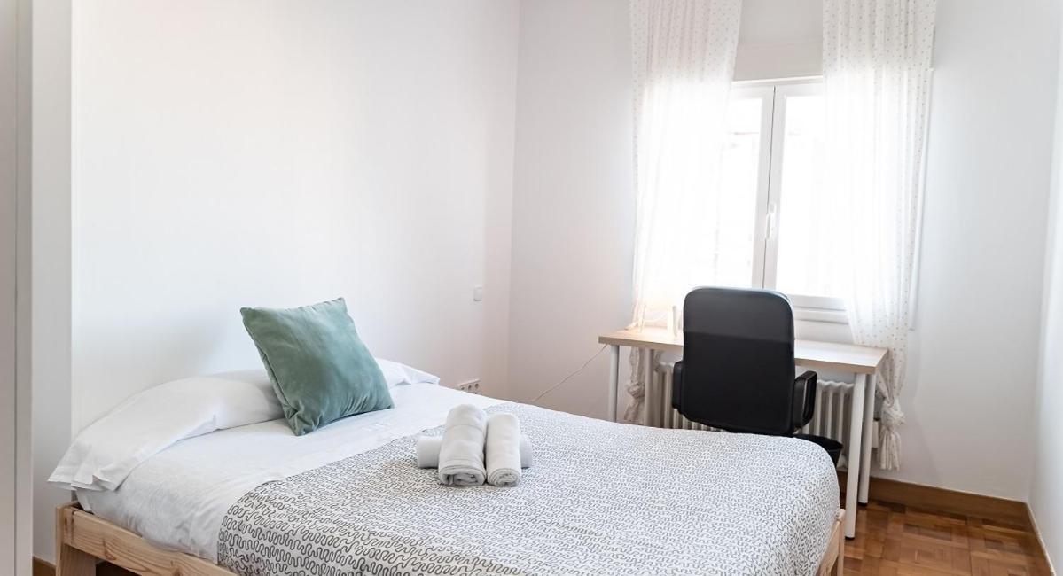 Adaptado Y Comodo Apartamento En Iturrama パンプローナ エクステリア 写真
